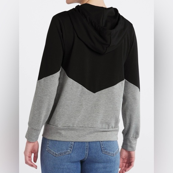 EUC Kaileigh Joanna Chevron ColorBlock Knit Hoodie Top - Picture 4 of 8